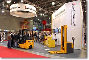 Jungheinrich презентовала инновационную систему замены батарей