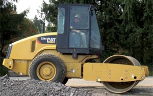 Грунтовый каток Cat CS44