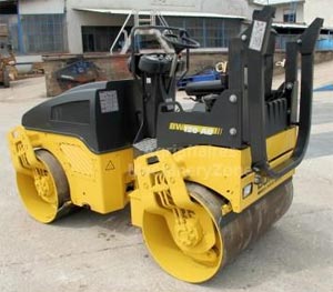Дорожный каток Bomag