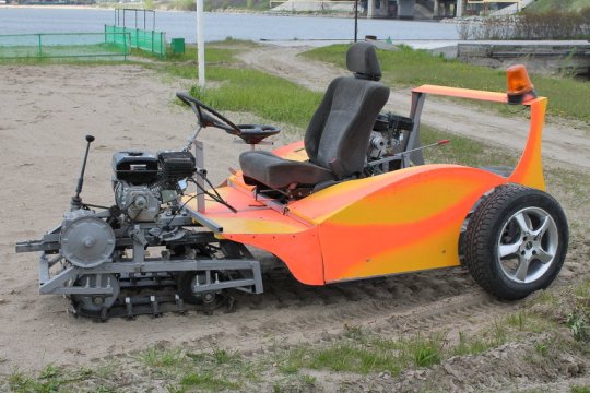 Житель Бердска изобрел машину для очистки пляжей