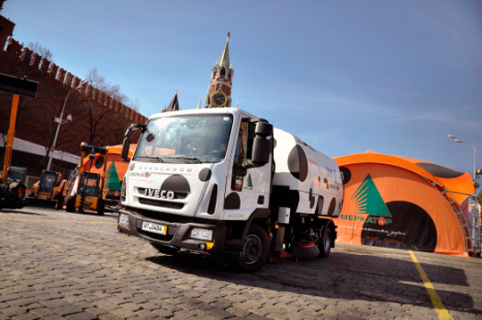 Подметально-вакуумная машина Bucher-Schorling Cityfant 6 CNG 