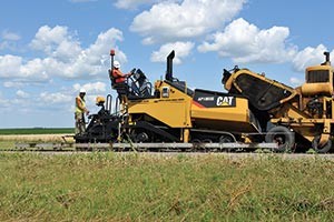 Caterpillar выступит на международной выставке Intermat 2012 с новой линейкой дорожной техники 