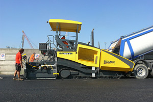 асфальтоукладчик BF 800