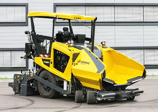 Колесный асфальтоукладчик Bomag BF 600 P-2