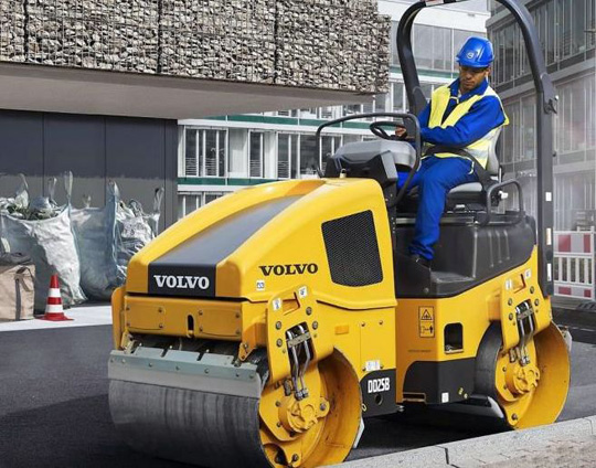 Новый каток Volvo