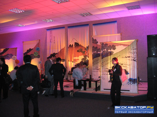 Японский уголок Hitachi на СТТ-2009