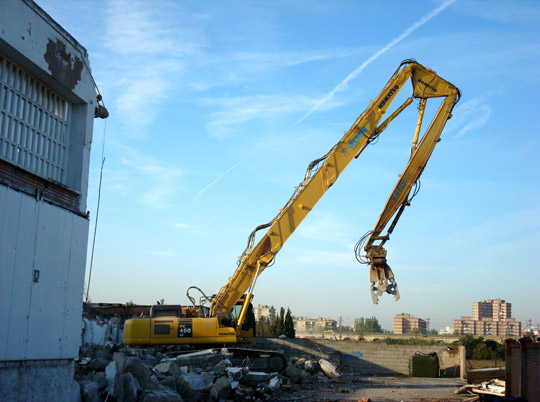 Гусеничный экскаватор для демонтажных работ Komatsu РС450HRD-8