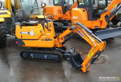 Мини-экскаватор Hanix H08B компании Астра-Техно