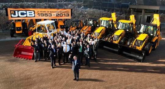 Экскаватор-погрузчик JCB Mk1 отмечает 60 лет