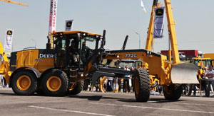 Автогрейдер John Deere 872G