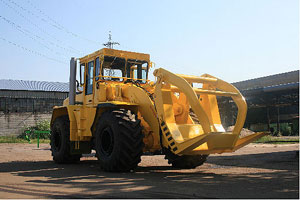 Фронтальный погрузчик К-702М(А)-ПК6-02