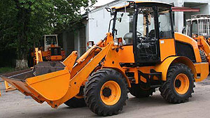 универсальный погрузчик Амкодор 320