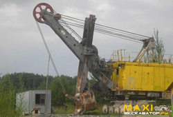 Электрический карьерный экскаватор на работах в Меловом карьере в Гродненской области Электрический карьерный экскаватор на работах в Меловом карьере в Гродненской области