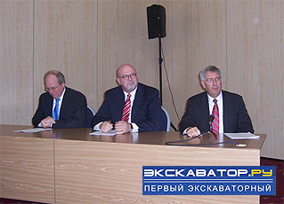 Председателя Совета Директоров Caterpillar Джеймс Оуэнс