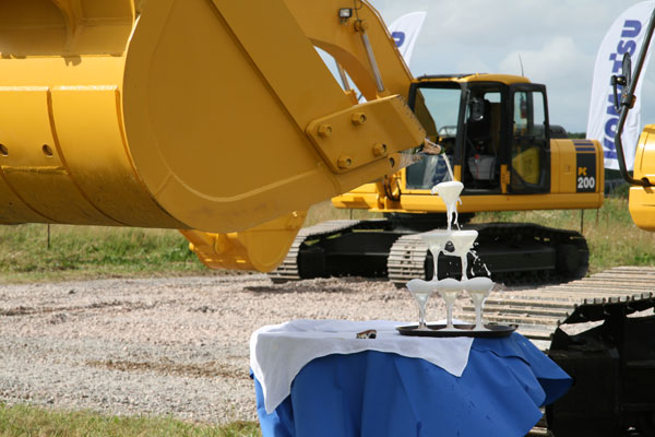 Неограниченные возможности экскаваторов Komatsu