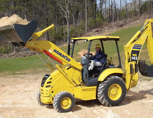 Мини-экскаватор Komatsu WB142-5 