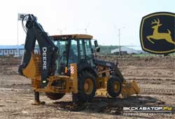Экскаватор-погрузчик John Deere 325J
