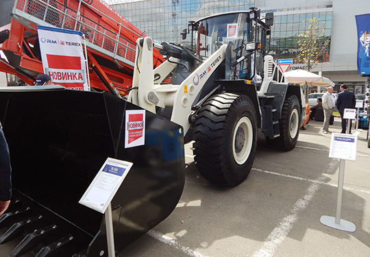 Фронтальный погрузчик TL-150 производства RM-Terex (новинка)