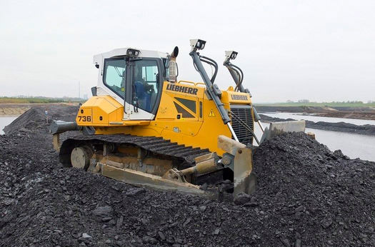 Bauma-2013. Премьера экологичного бульдозера Liebherr PR 736