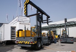 Боковой погрузчик Baumann