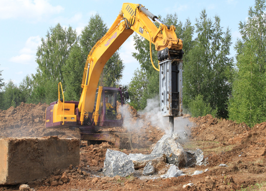 ЧЕТРА ЭГП-230 с гидромолотом