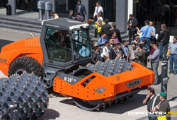 Дорожная и коммунальная техника на Bauma-2013