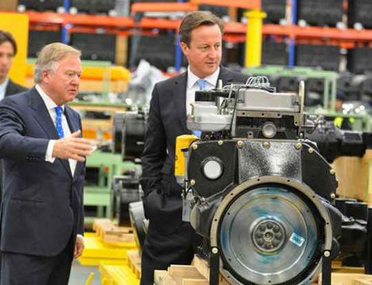 Дэвид Кэмерон открыл новый завод JCB в Бразилии