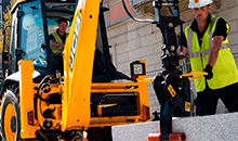 Вопросы к более опытным товарищам по JCB 3CX