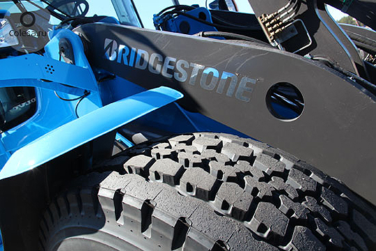 Шины Bridgestone на погрузчике Volvo