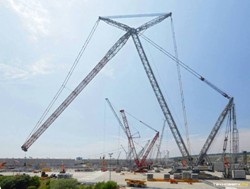 Гусеничный кран LIEBHERR CONSTRUCTION LR 13000