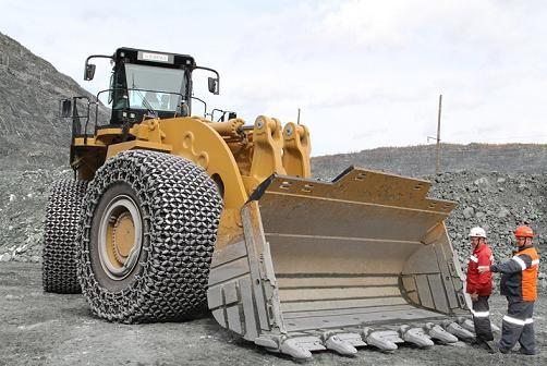Погрузкой руды на Урале займется 130-тонный погрузчик Caterpillar