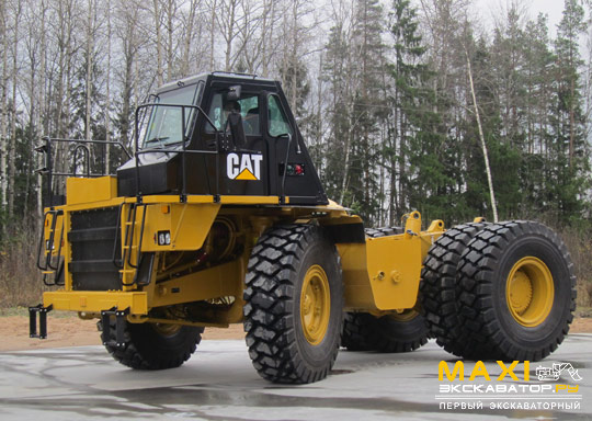 Самосвал Caterpillar