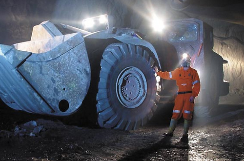 Погрузочно-доставочная машина Sandvik LH621