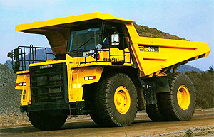 карьерный самосвал Komatsu HD 465