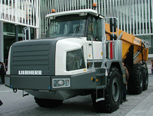 шарнирно-сочлененный самосвало Liebherr TA230