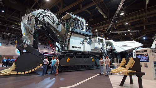 Карьерный экскаватор Liebherr R 9400 