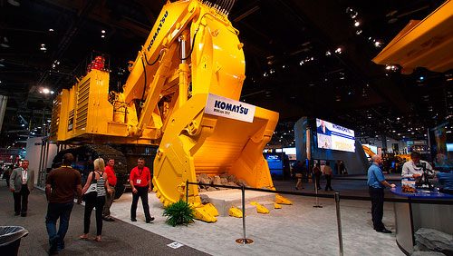 Карьерный экскаватор Komatsu 