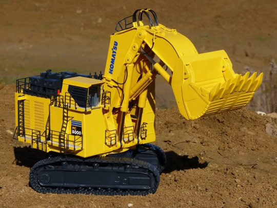 Гусеничный экскаватор Komatsu PC-8000 