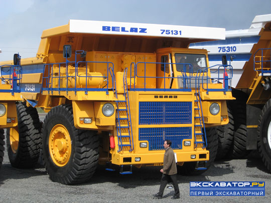 Карьерный самосвал Белаз - 75131