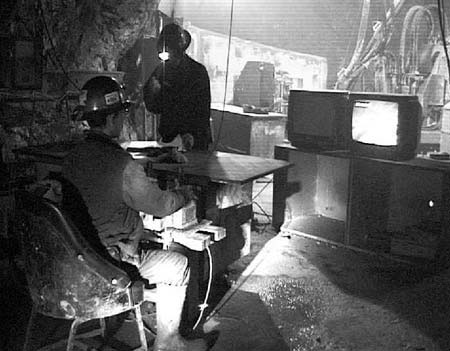 Дистанционное управление ПДМ на руднике Финч