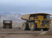 Карьерный самосвал Komatsu 930E-4