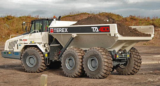 Шарнирно-сочлененный самосвал Terex TA400
