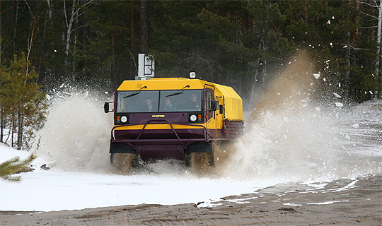 Cнегоболотоход ЧЕТРА ТМ140