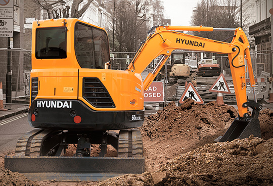 Новый гусеничный экскаватор Hyundai R60CR-9A