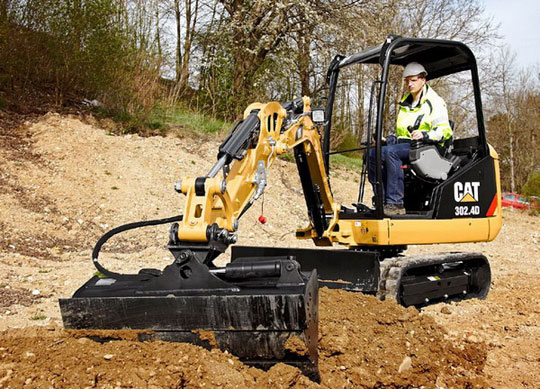 Новинки в серии мини-экскаваторов от Caterpillar