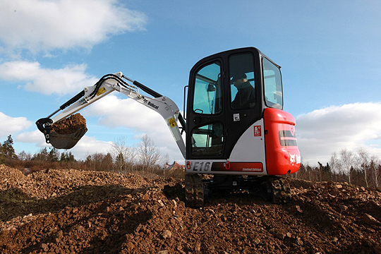 Мини-экскаватор Bobcat E16