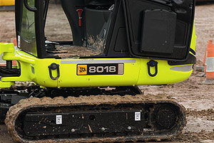 Мини-экскаватор JCB 8018