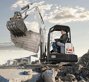 мини-экскаватор Bobcat E32