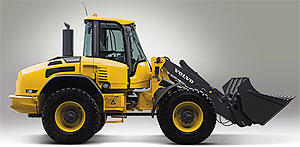 Фронтальный мини-погрузчик Volvo L50F 