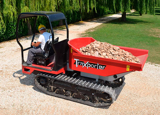  Hinowa выпустила гусеничное шасси TX2500 Transporter с мощной системой защиты от опрокидывания